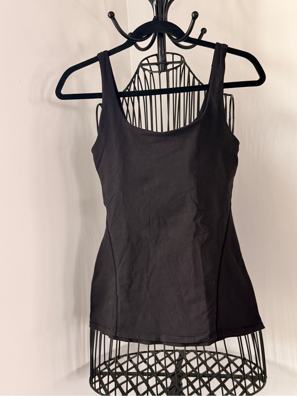 lululemon athletica Black Scoop Neck Tank - Women's